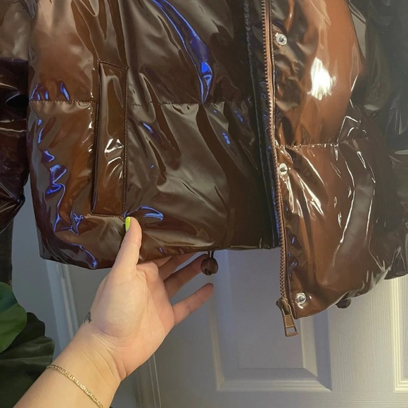 Brown vinyl puffer jacket - Picture 4 of 9